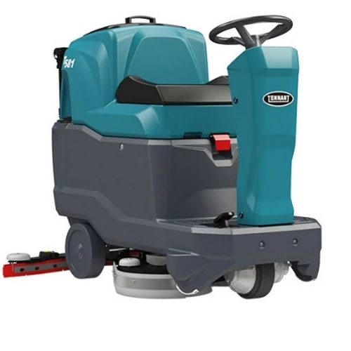 Tennant T581 50cm menetmotorral (Beépített töltővel és kefével, savas páncéllemezes akkumulátorral)